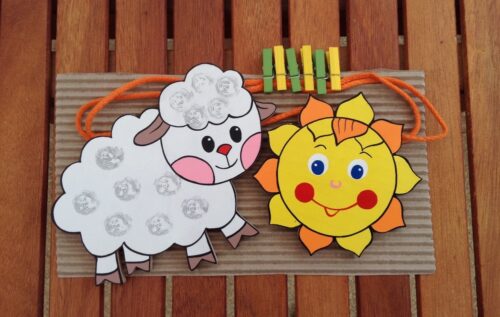 PROVÁZKOVÁ-NÁSTĚNKA-OVEČKA SE SLUNÍČKEM