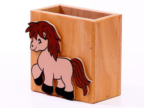 Alternative view of STOJAN NA PASTELKY-KONÍK HNĚDÝ